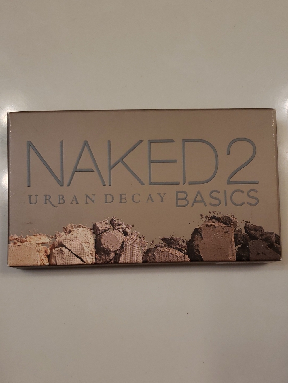Urban Decay Naked2 Basics Eyeshadow Palette - Taupe & Neutral Browns